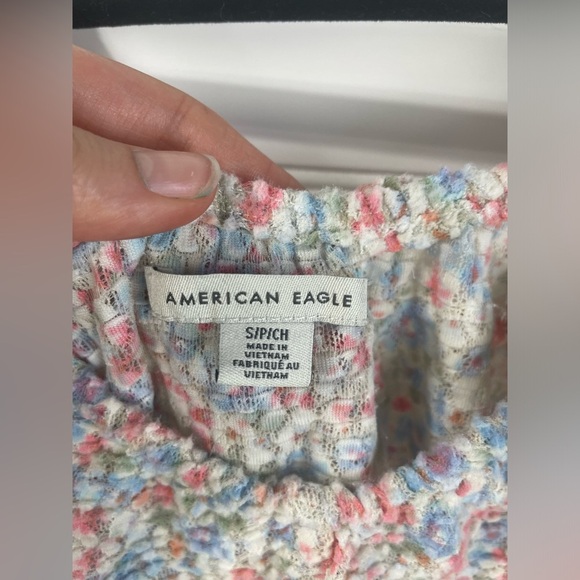 American Eagle Floral Puff Sleeve Keyhole Tie Front Crop Top Small Womens GUC - Picture 5 of 9